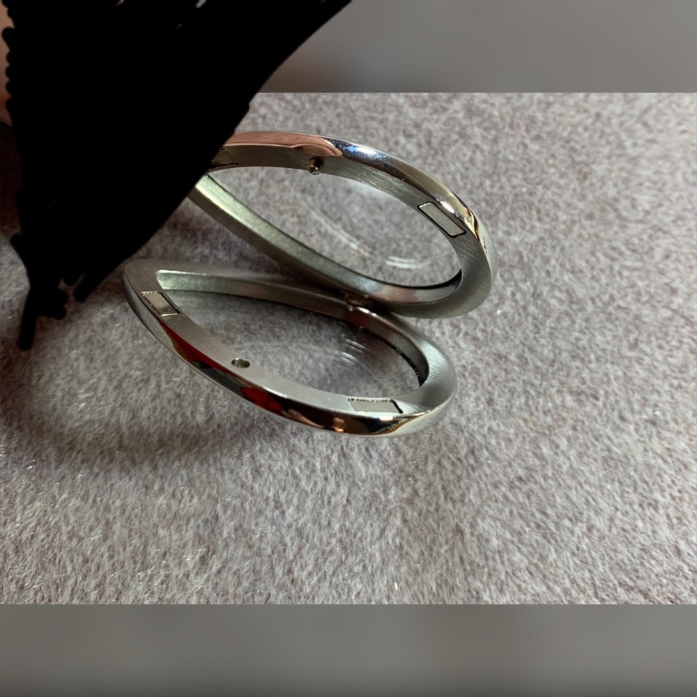 Teardrop Shape Floating Memory Locket With 10 Var… - image 3